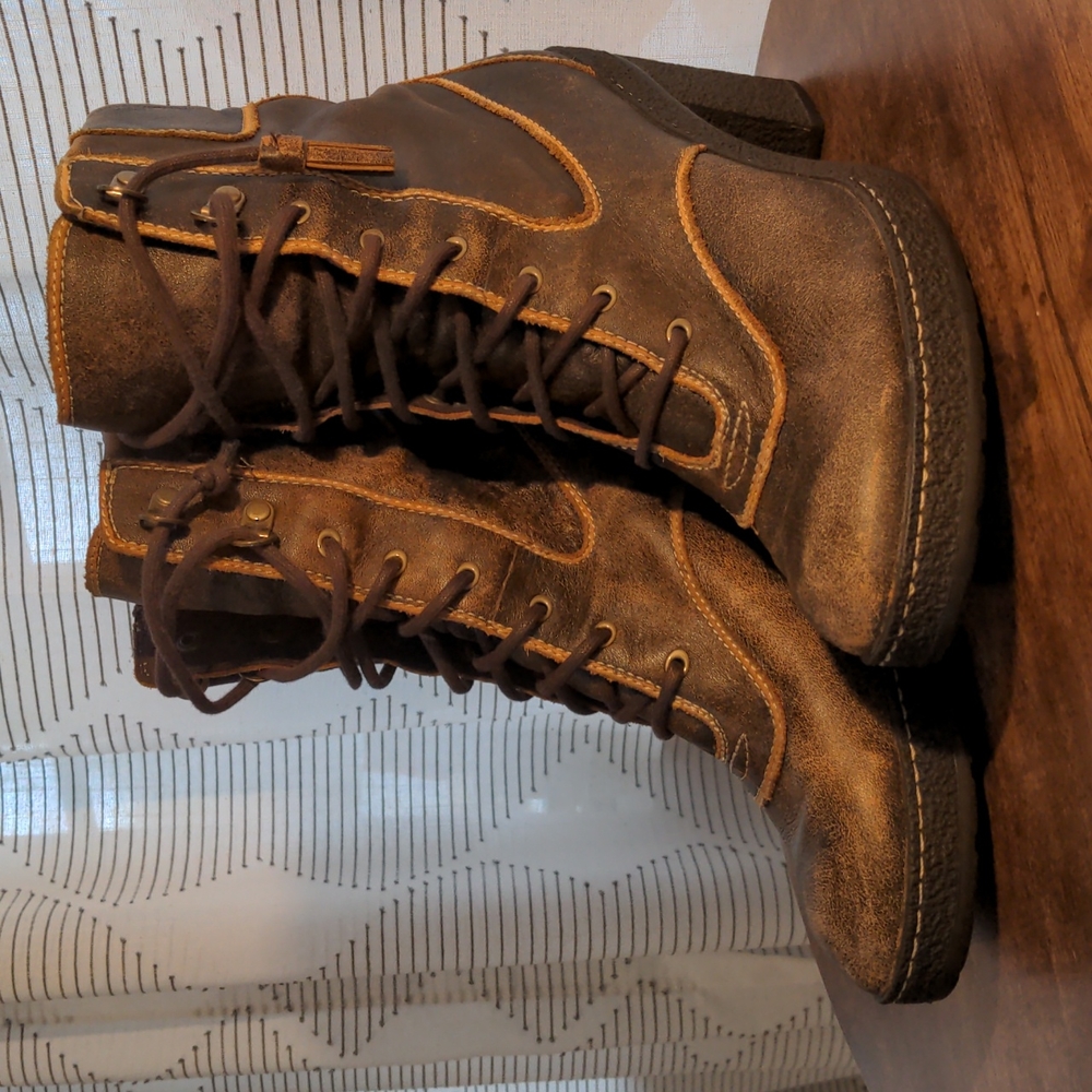 Timberland women's heeled boots